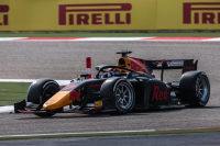 Dallara F2 Tsunoda Winner Feature Race Sakhir GP 2020, 410205507, Minichamps 1:43