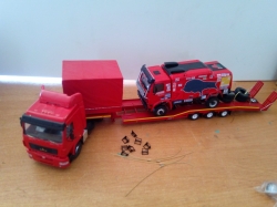 МАЗ тягач + тралл + Маз боевой. Спортивная команда Маз 2010-2011г., АвтоБюро 1:43 