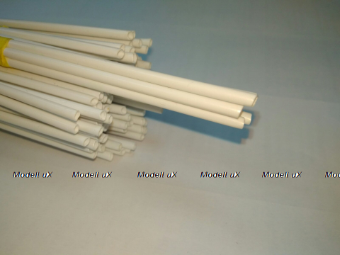 Труба круглая пластиковая 3х500мм цвет белый