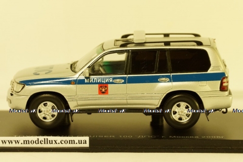 Toyota Land Cruiser 100 ДПС Москва 2007, Spark 1:43