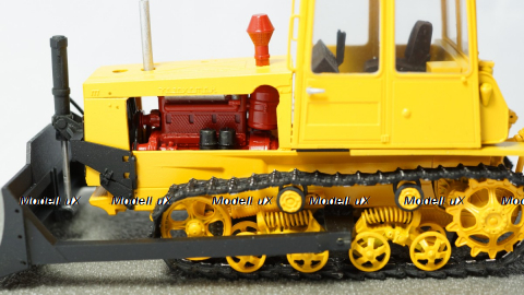 Трактор ДТ 75МЛ с отвалом 1986, RTM 1:43