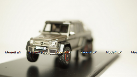 Mercedes G63 AMG 6x6, Spark 1:43