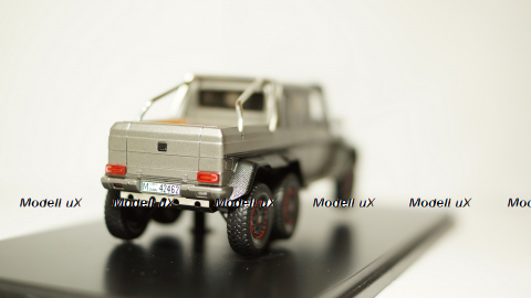 Mercedes G63 AMG 6x6, Spark 1:43