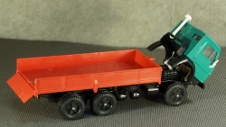 Камаз 5320, бортовой, зелено-красный, Арек 1:43