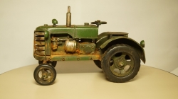 Трактор, Жестяная игрушка