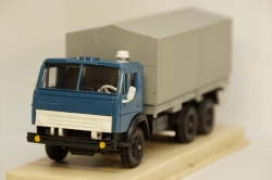 Камаз 5320 с тентом в боксе