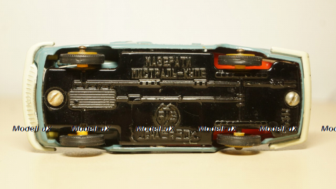 Мазерати Мистраль Купе, серый