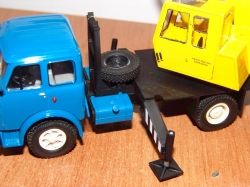 МАЗ 5334 Автокран КС 3571 Ивановец 14 тонн 1979, 1:43