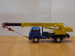 МАЗ 5334 Автокран КС 3571 Ивановец 14 тонн 1979, 1:43