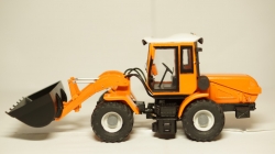 ХТЗ-156Б-09-03 погрузчик, Modellux 1:43
