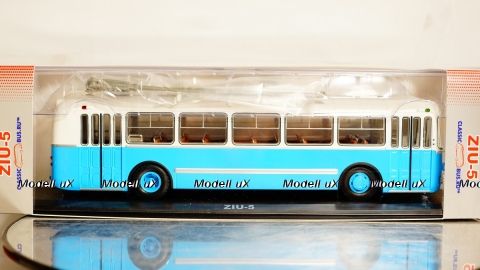 ЗИУ 5 голубой, Classicbus 04006C 1:43