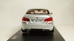 BMW M5 F10 2011, Paragon 1:18