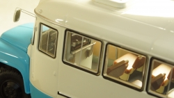 КАВЗ 3270 Ижорский завод, 232702, DiP Models 1:43