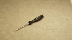 Отвёртка треугольная, маленькая 2,2 мм, IXO 1:43
