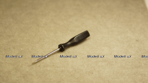 Отвёртка треугольная, большая 2,7мм, IXO 1:43