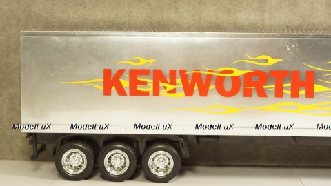 Kenworth W900 black/silver, New Ray 1:43