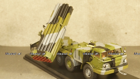 ЗИЛ-135ЛМ Ураган на шасси 9П140 РСЗО 9К57, SSM5005, SSM 1:43