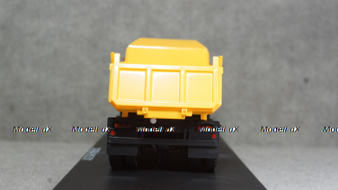 Tatra 815 S1 красный/желтый, SSM1285