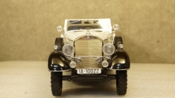 Mercedes G4 (W31) light grey/black, MCG18208, Model Car Group 1:18