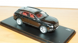 Bentley Bentayga Onyx 2015, Kyosho 1:43