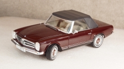 Mercedes 280 SL weinrot, 450035800, Schuco 1:18