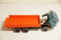 Камаз 5320, резиновые колеса 