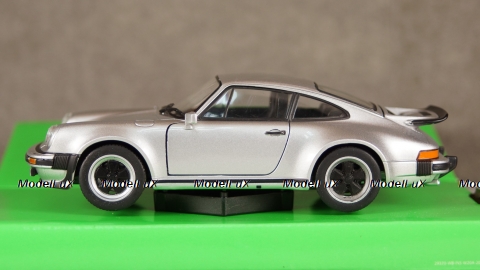 Porsche 911 Turbo 3.0 silver, 24043, Welly 1:24