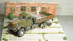 Яаз 210 с грузом заброшен, Modellux 1:43