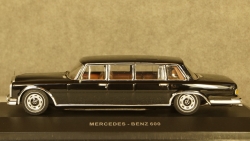 Mercedes 600 Pullman (W100), IXO 1:43