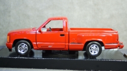GMC Sierra GT Pickup red, MotorMax 1:24