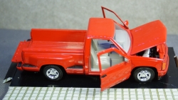 GMC Sierra GT Pickup red, MotorMax 1:24