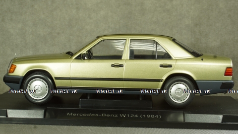 Mercedes 200D W124 1984 metallic-light green, 18205, MCG 1:18