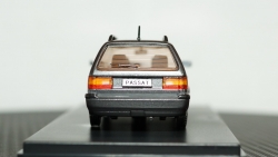 VW Passat B4 Variant 1993 Premium X 1:43, PRD520