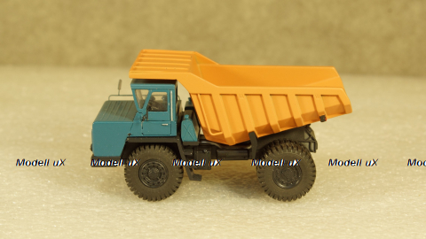 БЕЛАЗ 540А карьерный самосвал синий/оранжевый, Бригадир 1:87