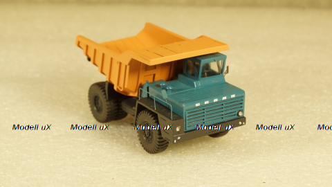 БЕЛАЗ 540А карьерный самосвал синий/оранжевый, Бригадир 1:87