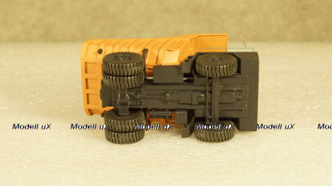 БЕЛАЗ 540А карьерный самосвал синий/оранжевый, Бригадир 1:87