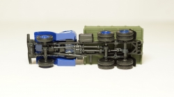 Зил 157 борт высокий с дугами и грузом, бочки синий/хаки, Herpa 1:87 