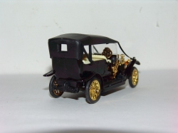 Руссо Балт С24-40, А22, Тантал/Радон 1:43 Цвет!!! 