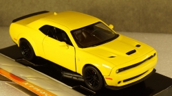 Dodge Challenger SRT Hellcat Wide-Body yellow, 79350, MotorMax 1:24