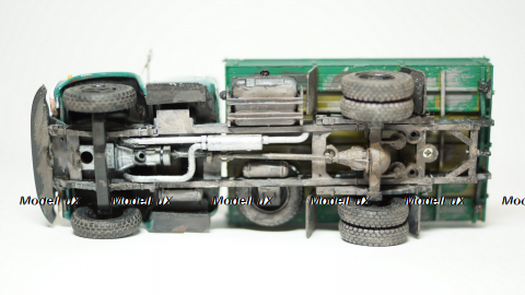 ЗИЛ 130 со следами эксплуатации, 1:43