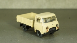УАЗ 3303 бежевый