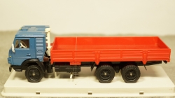 Камаз 53212 в боксе 08.1989, 1:43