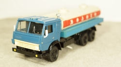 Камаз 53212 Молоко, 1:43