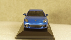 Porsche Panamera 4S (2. Gen.) 2016 blue, Herpa 1:43