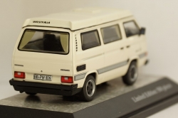 Porsche B32 Bus California