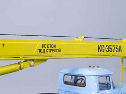 ЗИЛ 133 Автокран, голубой/желтый SSM1108