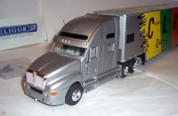 Kenworth T2000 with Featherlite Transporter, Eligor 1:43
