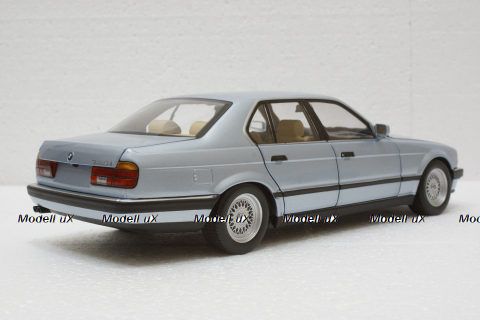 BMW 730i (E32) 1986 light blue, 100023008, Minichamps 1:18