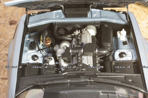 BMW 730i (E32) 1986 light blue, 100023008, Minichamps 1:18