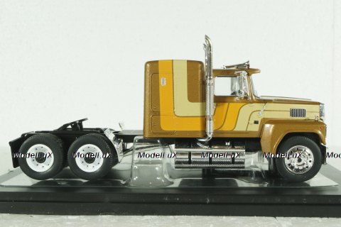Ford LTL-9000, metallic brown, 1978, TR148.22, IXO 1:43